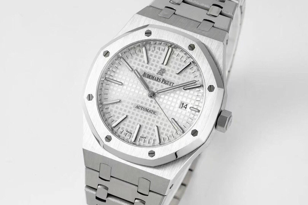 Audemars Piguet ROYAL OAK SELFWINDING "50TH ANNIVERSARY": White