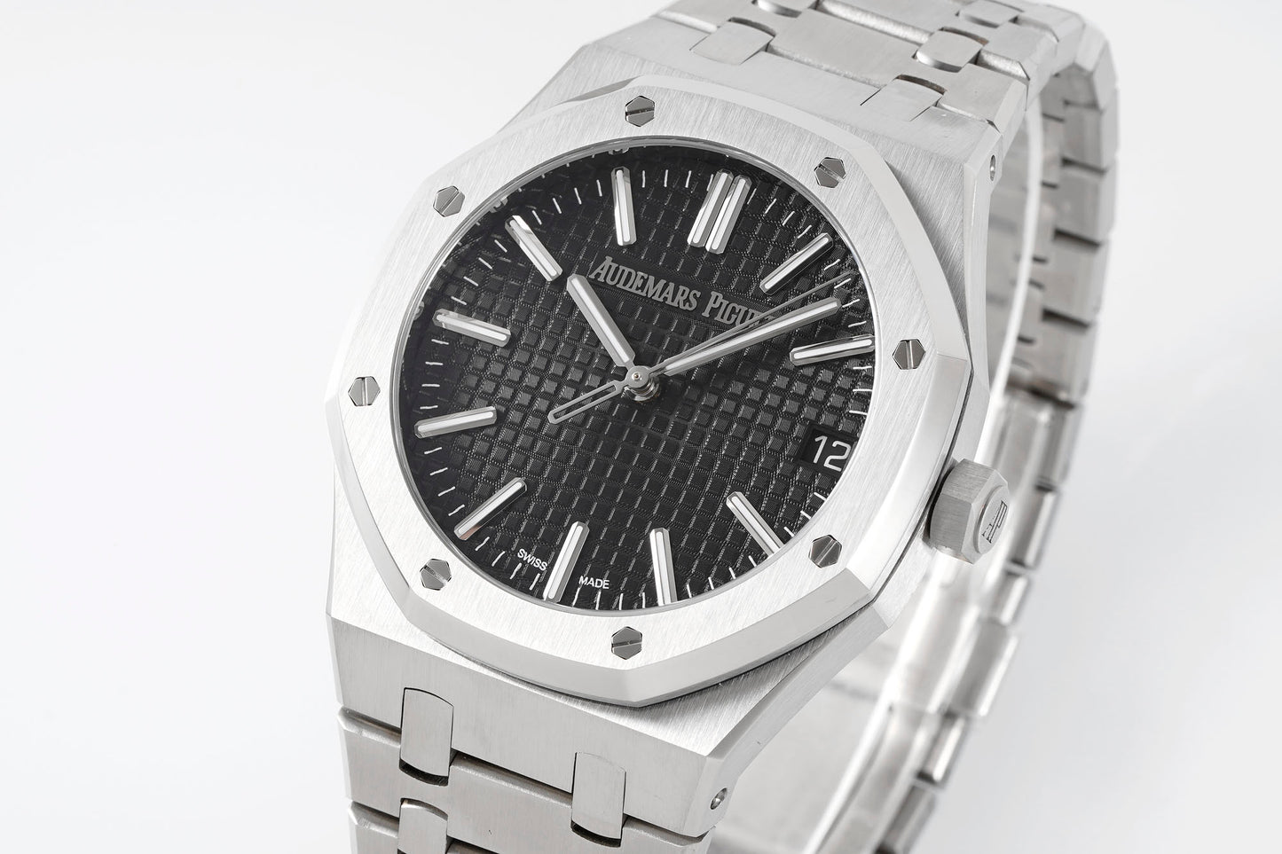 Audemars Piguet ROYAL OAK SELFWINDING "50TH ANNIVERSARY": Black