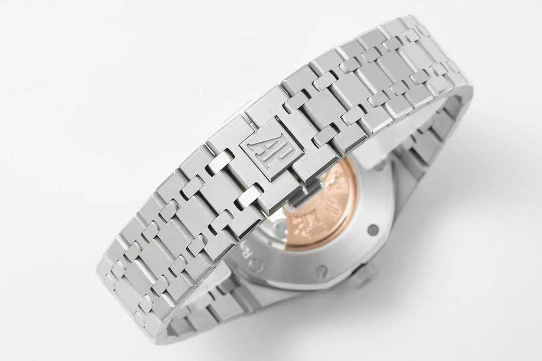 Audemars Piguet ROYAL OAK SELFWINDING "50TH ANNIVERSARY": Khaki Green