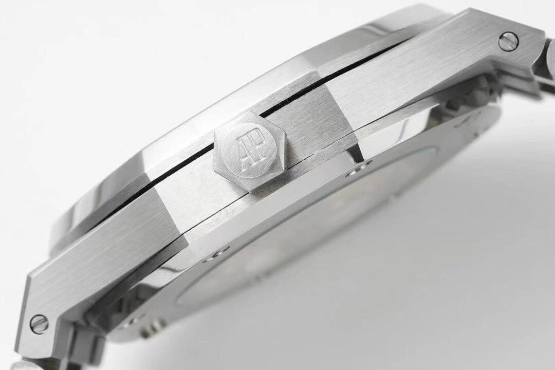 Audemars Piguet Royal Oak 15500ST : "Ice Blue"