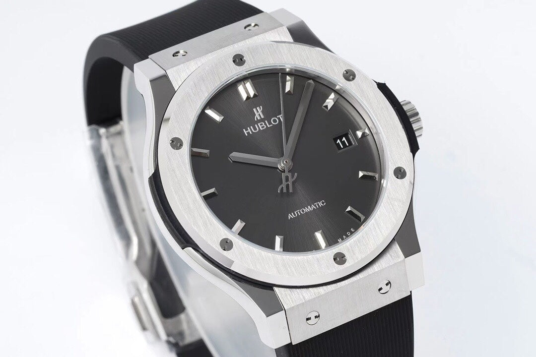 Hublot Classic Fusion 542.NX.7071.RX : Racing Grey Titanium