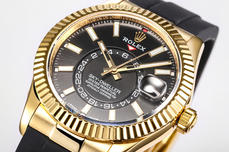 Rolex Sky-Dweller 336238 : Yellow Gold / Black Dial