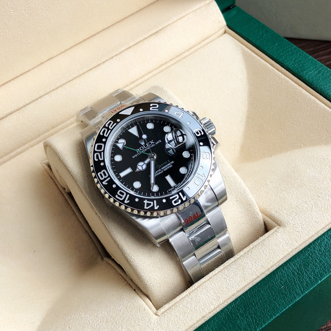 Rolex GMT-Master II 116710LN : Stainless Steel / Black
