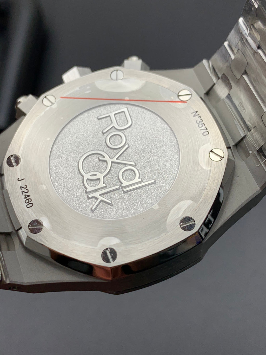 Audemars Piguet Royal Oak Chronograph 26240ST : White Dial / Blue Subdials
