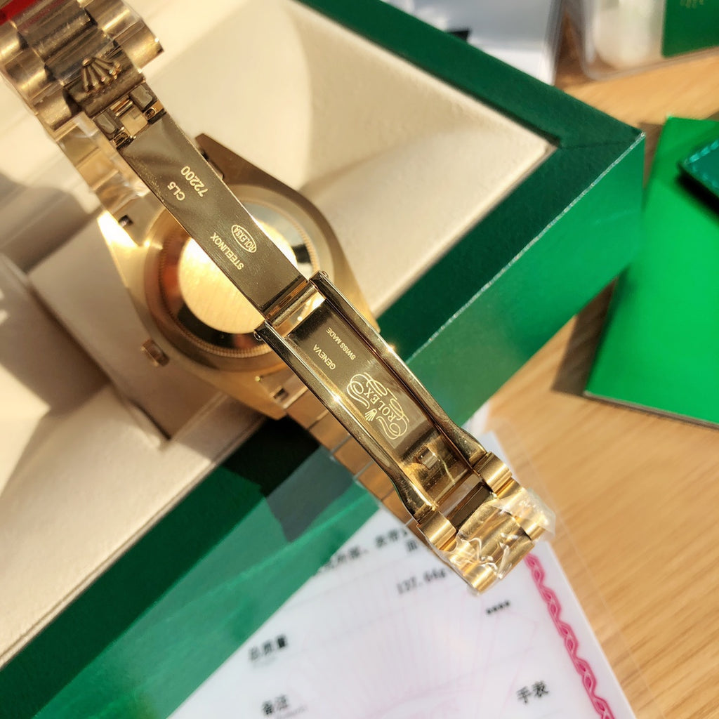 Rolex Day-Date 228238 : Black Dial
