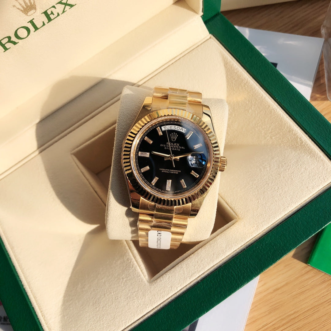 Rolex Day-Date 228238 : Black Dial
