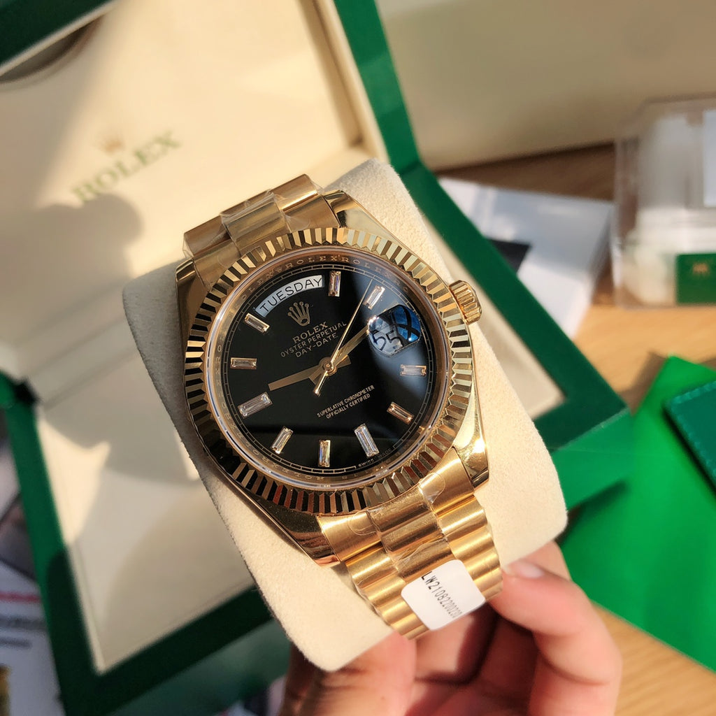 Rolex Day-Date 228238 : Black Dial