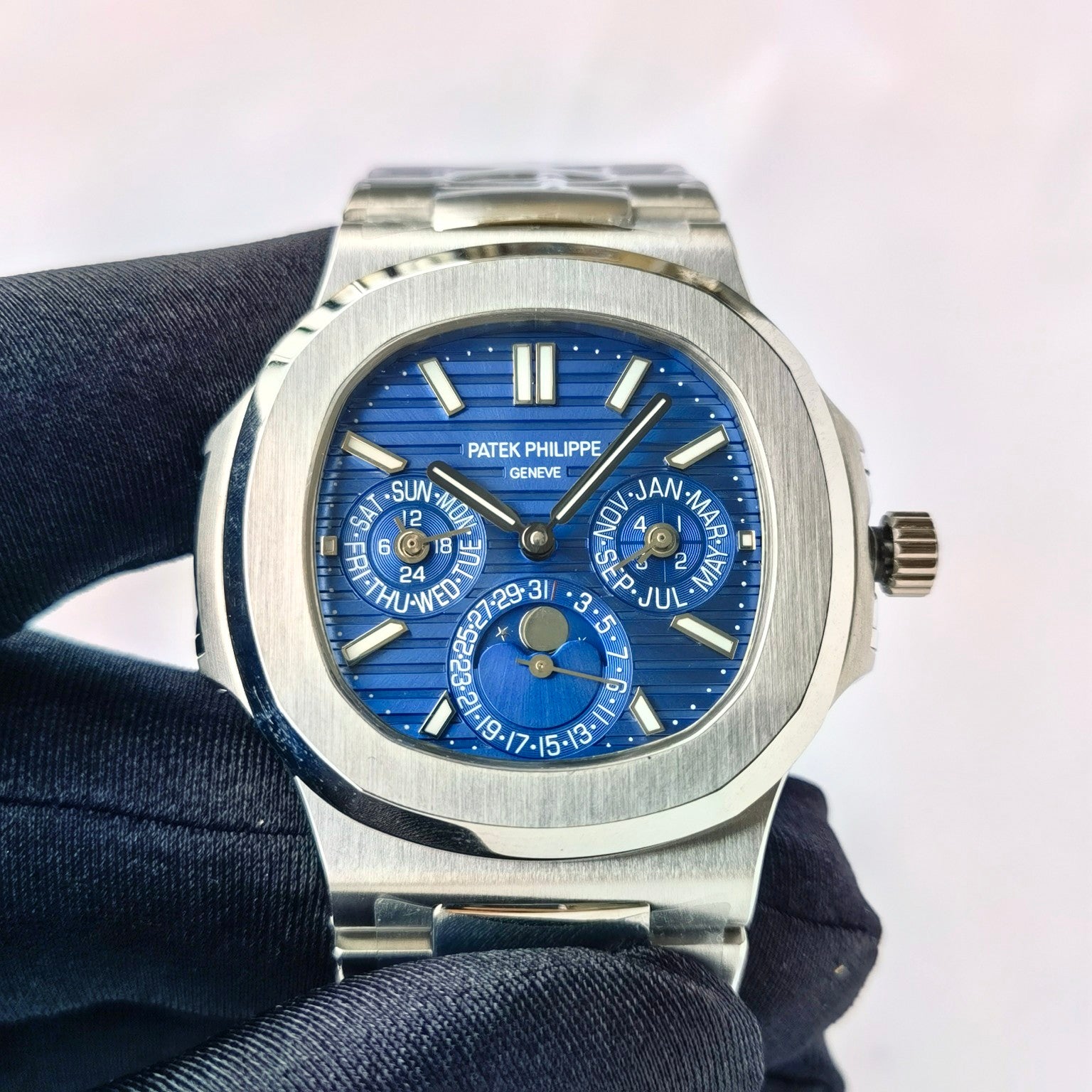 Patek Philippe Nautilus Perpetual Calendar: 740/1G-001 : Blue Sunburst "Holy Grail Nautilus"