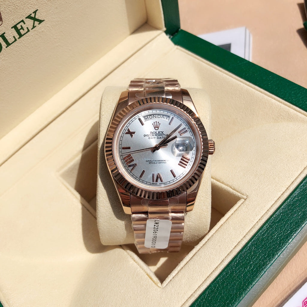 Rolex Day-Date 228235 : White Roman Dial