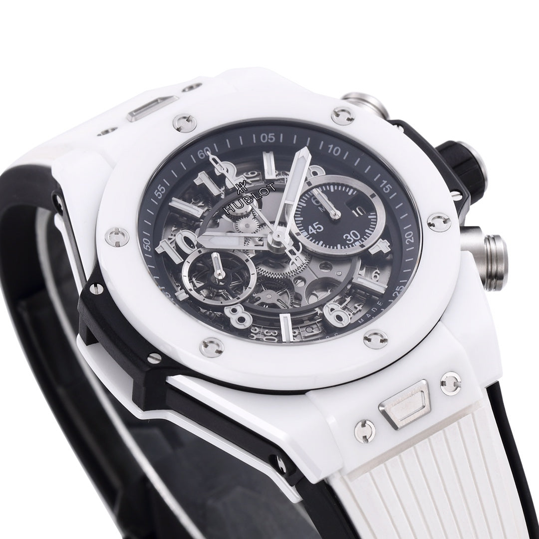 Hublot Big Bang Unico White 411.HX.1170.RX : "The White Ceramic"