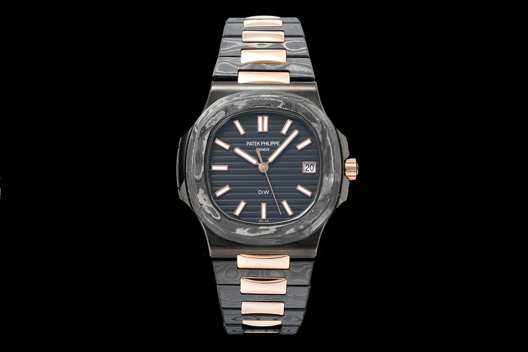 Patek Philippe DiW Carbon Nautilus 5711/1A : "Rose Gold Black Grail"