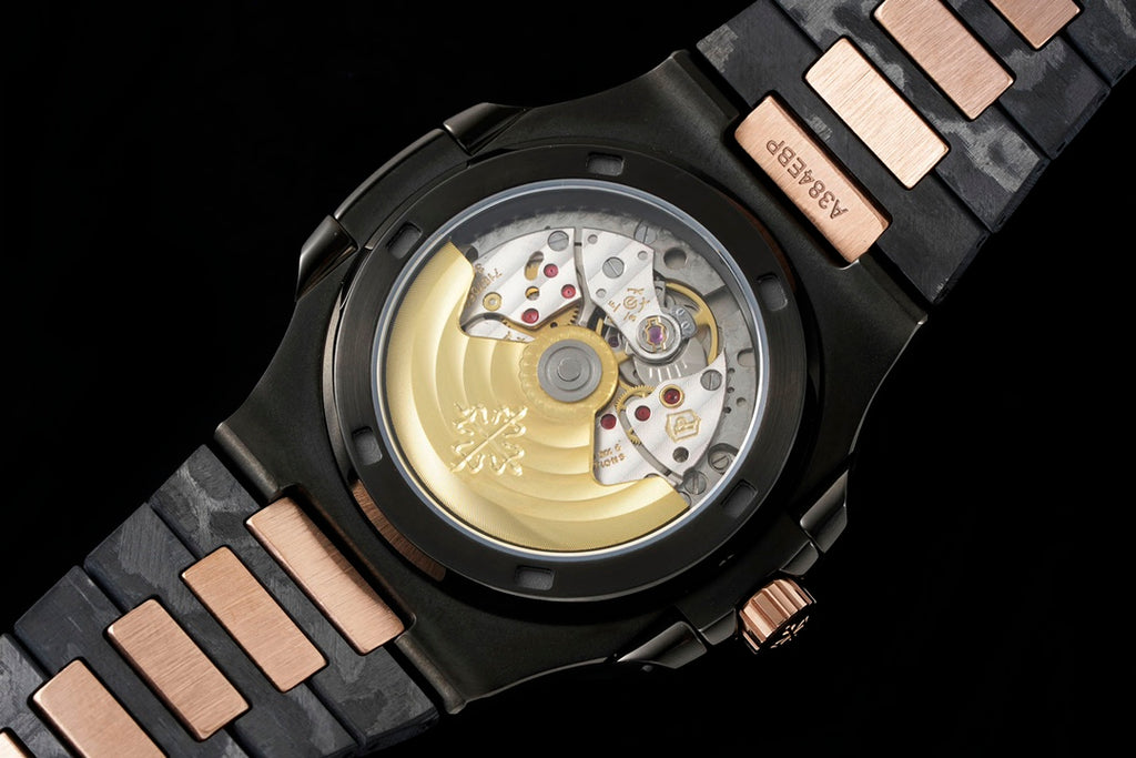 Patek Philippe DiW Carbon Nautilus 5711/1A : "Rose Gold Black Grail"