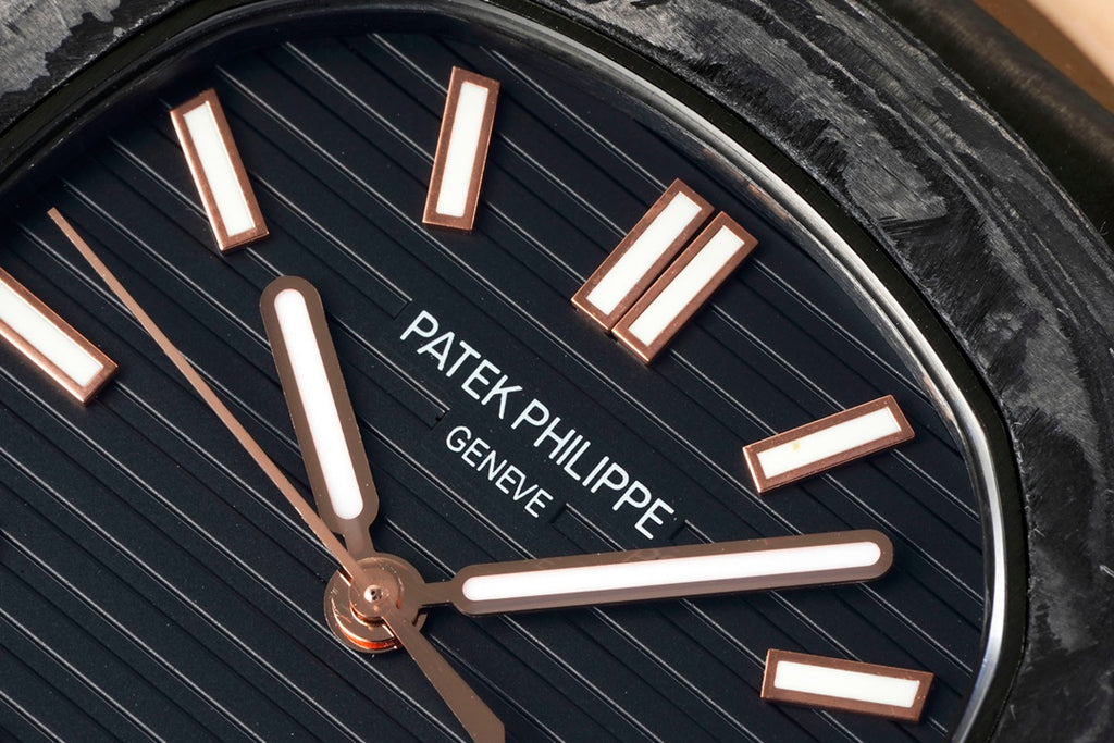 Patek Philippe DiW Carbon Nautilus 5711/1A : "Rose Gold Black Grail"