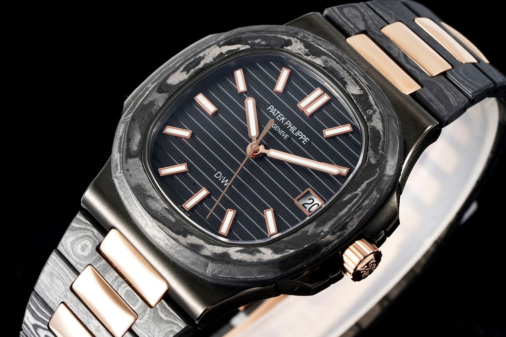 Patek Philippe DiW Carbon Nautilus 5711/1A : "Rose Gold Black Grail"