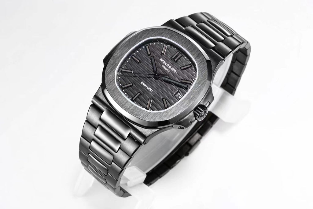 Patek Philippe Nautilus Bamford Edition 5711/1A : DLC Coated Matte Black Embossed Dial