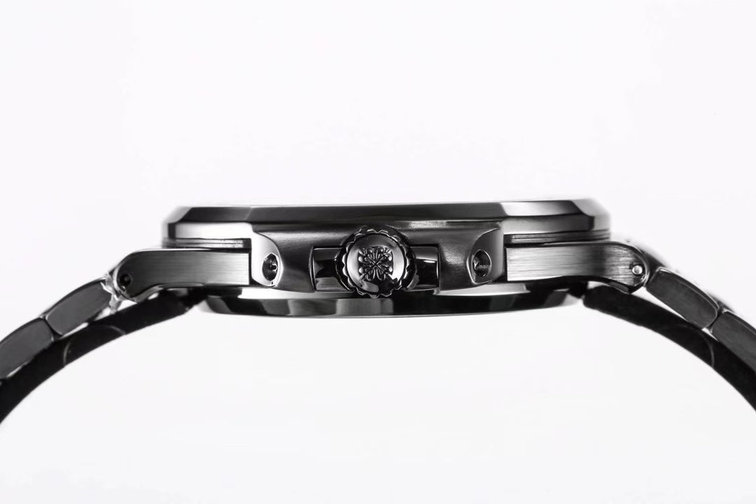 Patek Philippe Nautilus Bamford Edition 5711/1A : DLC Coated Matte Black Embossed Dial