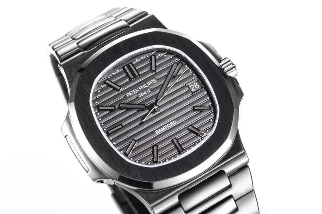 Patek Philippe Nautilus Bamford Edition 5711/1A : DLC Coated Matte Black Embossed Dial