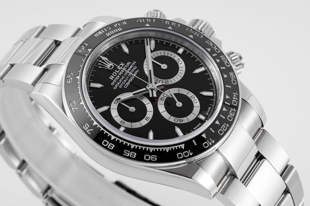 Rolex Cosmograph Daytona 126500LN : Black Dial “Reverse Panda”