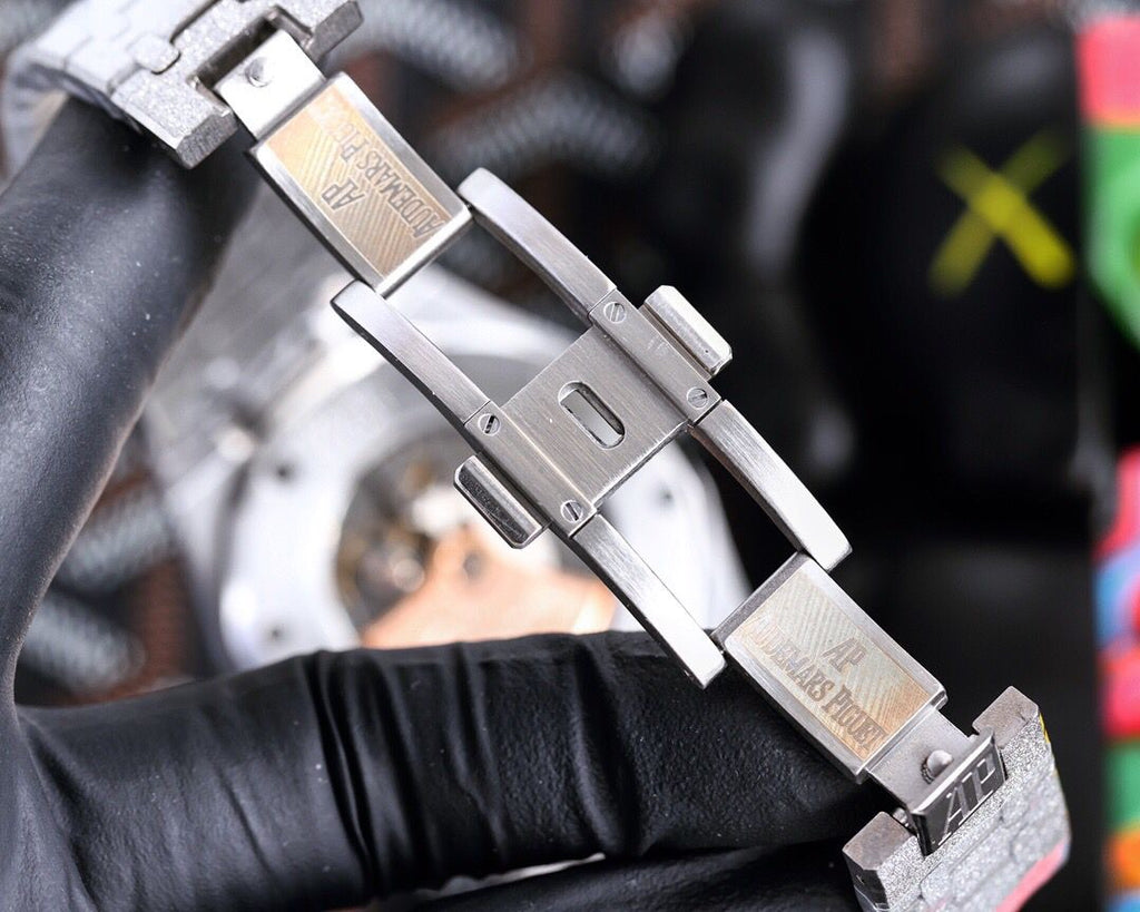 Audemars Piguet Royal Oak 15410BC : "Frosted" White