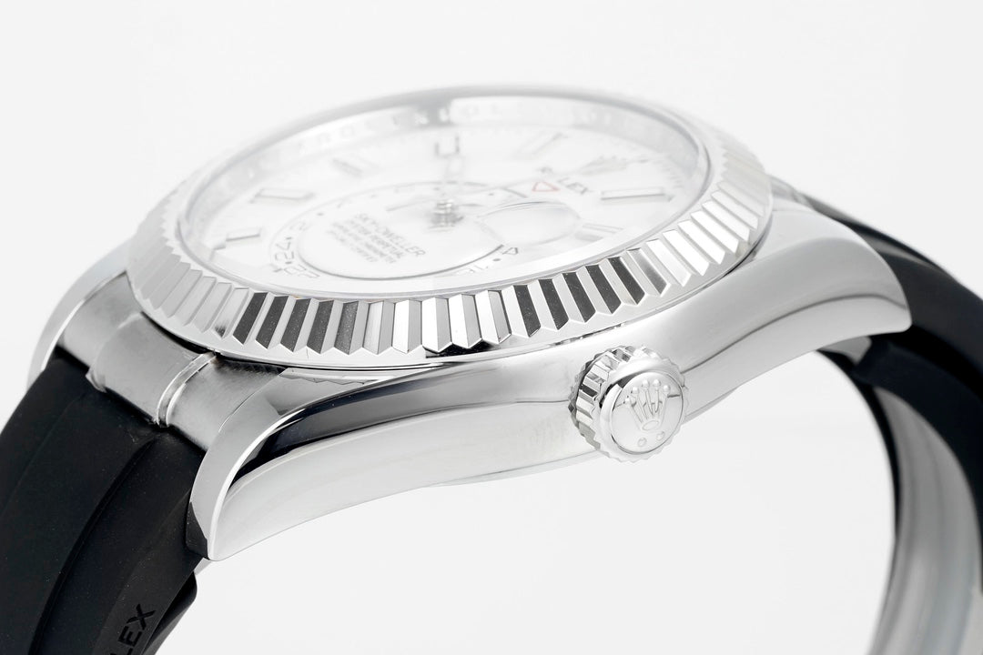 Rolex Sky-Dweller 336239 : Silver / White Dial