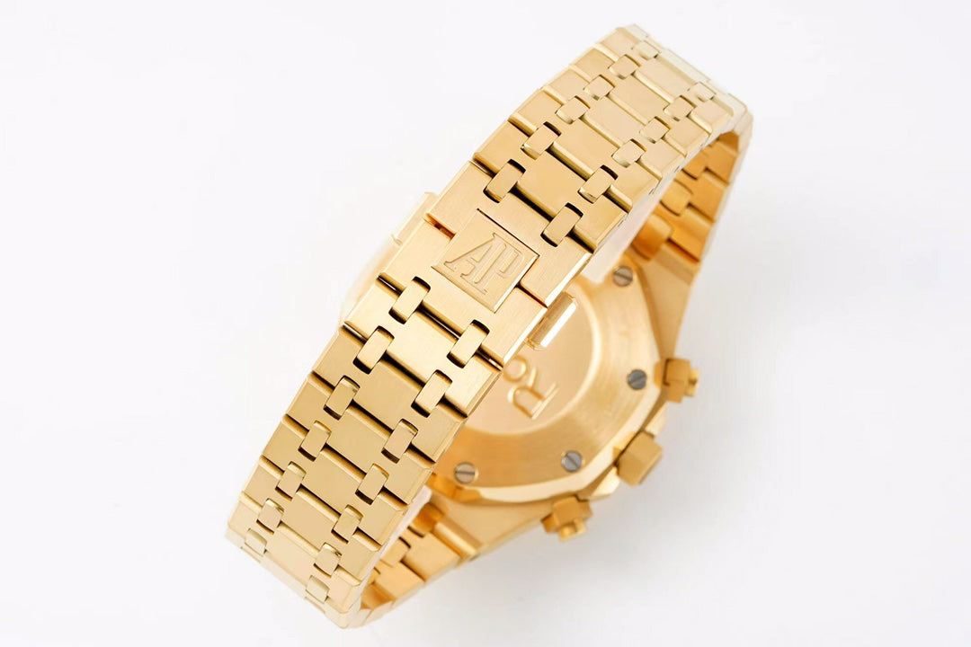 Audemars Piguet Royal Oak Chronograph: Yellow Gold