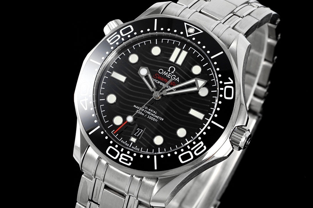 Omega Seamaster Diver 300M 210.30.42.20.01.001 : Black ceramic