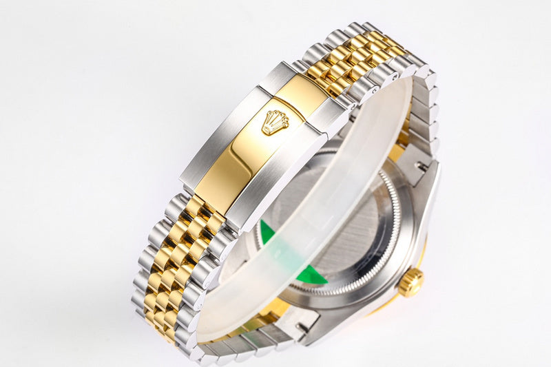 Rolex Sky-Dweller 336933 : Two-Tone / Black Dial