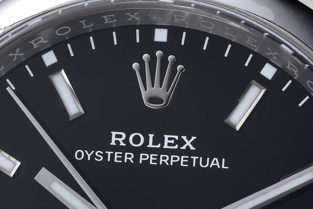 Rolex Oyster Perpetual 124300 :  Black Dial