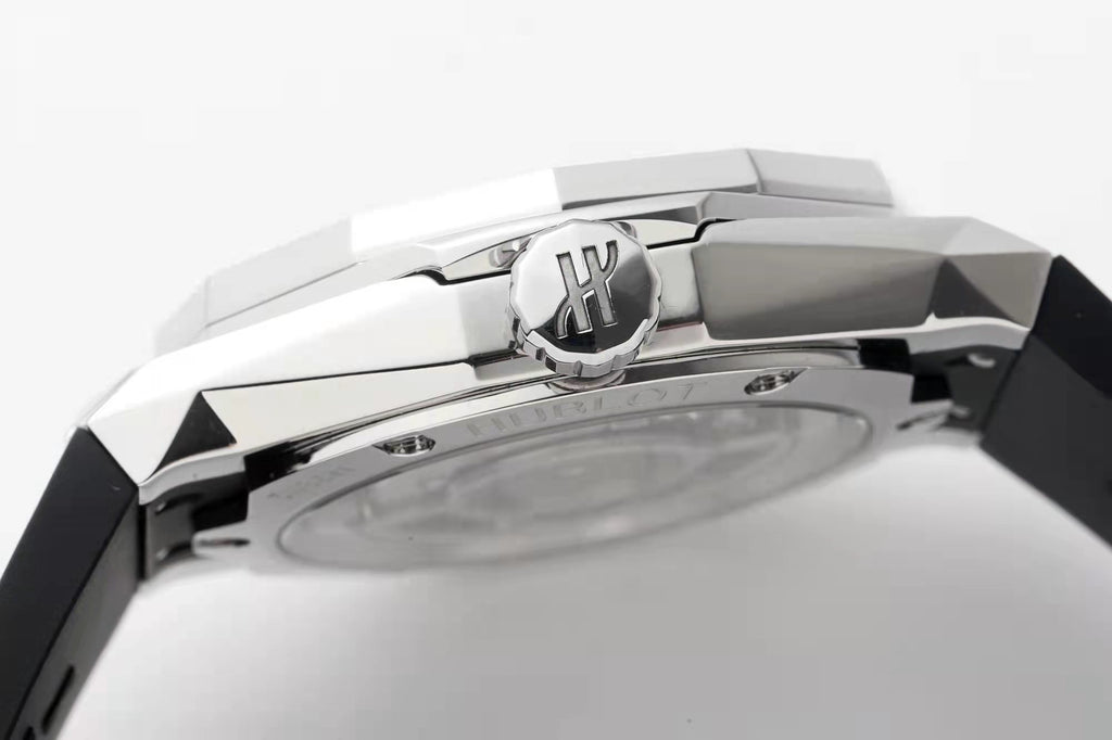 Hublot Classic Fusion Orlinski Titanium Pavé 550.NS.1800.RX.1604.ORL19 : Polished Faceted Black "Iced Out"