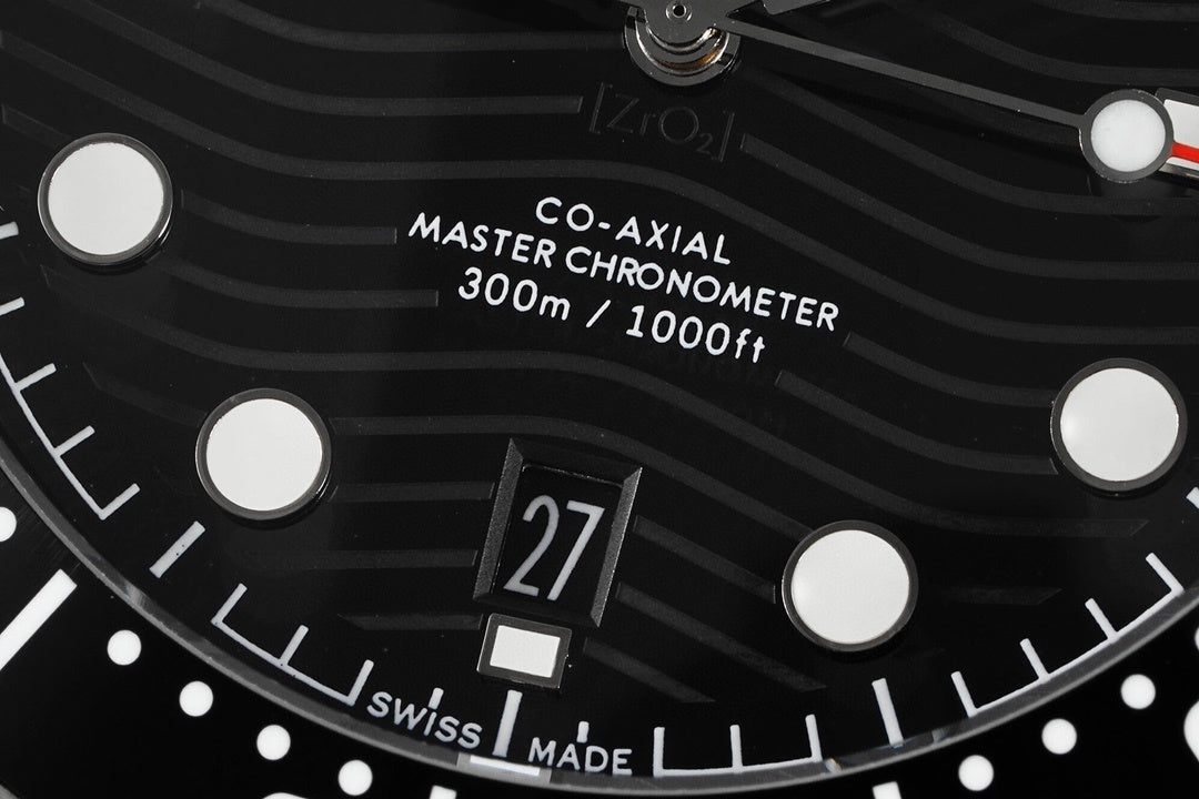 Omega Seamaster Diver 300M 210.30.42.20.01.001 : Black ceramic