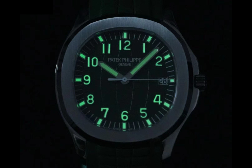 Patek Philippe Aquanaut 5168G-010: Khaki Green "Jumbo"