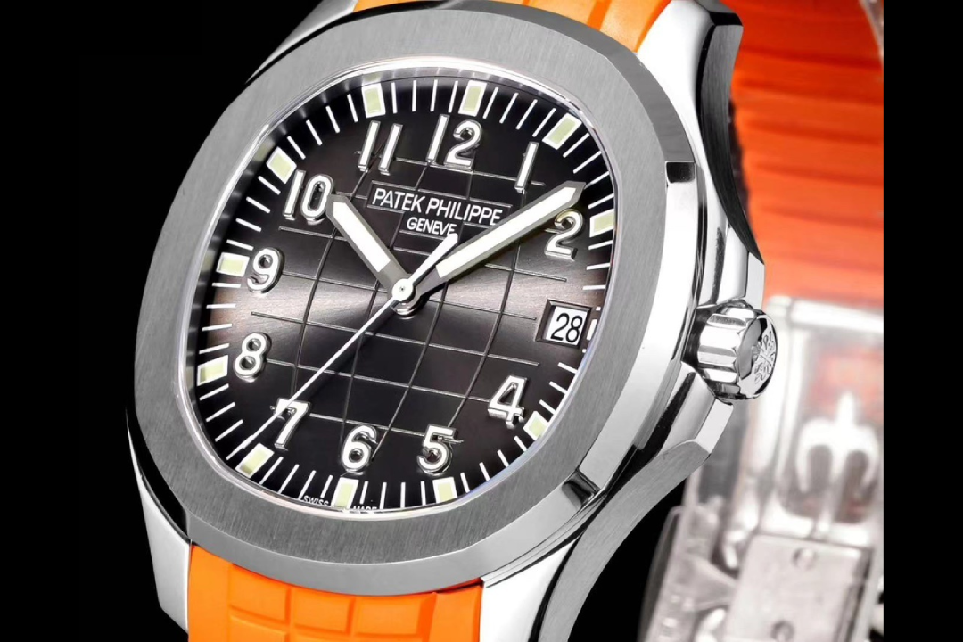 Patek Philippe Aquanaut 5167A-001 : "Orange Aquanaut"