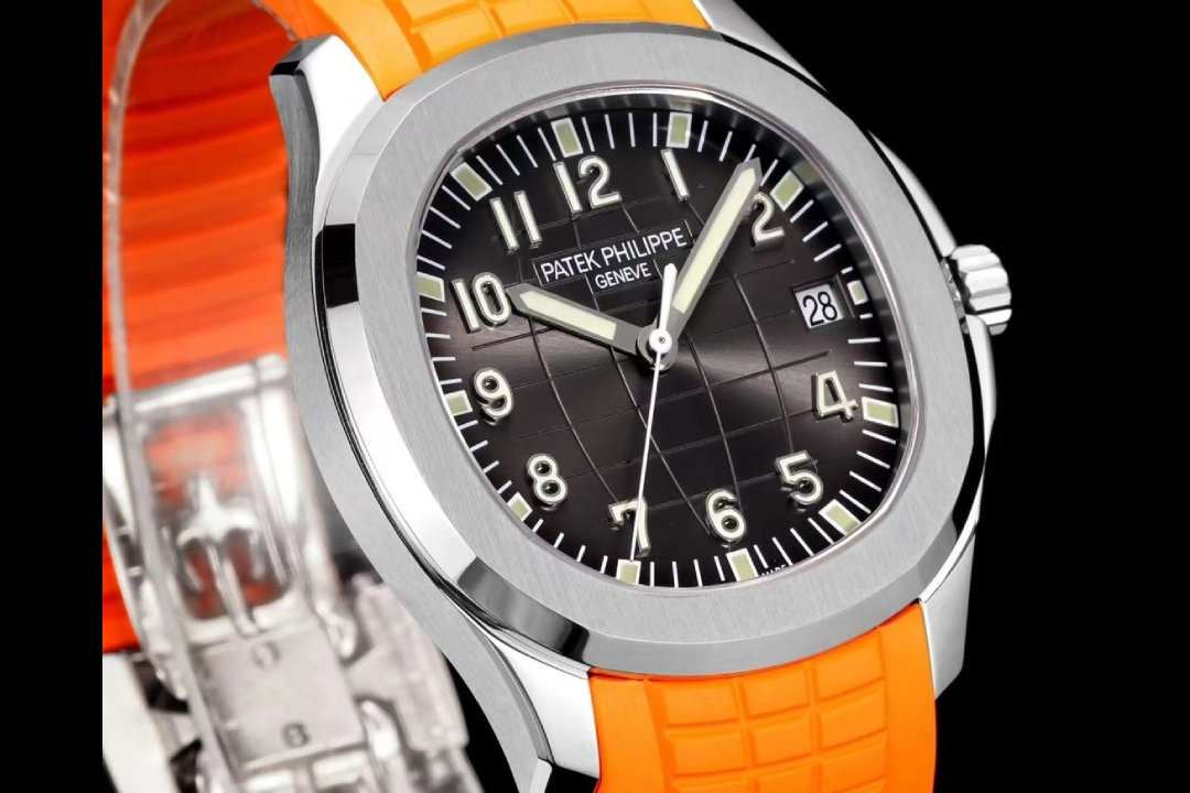 Patek Philippe Aquanaut 5167A-001 : "Orange Aquanaut"