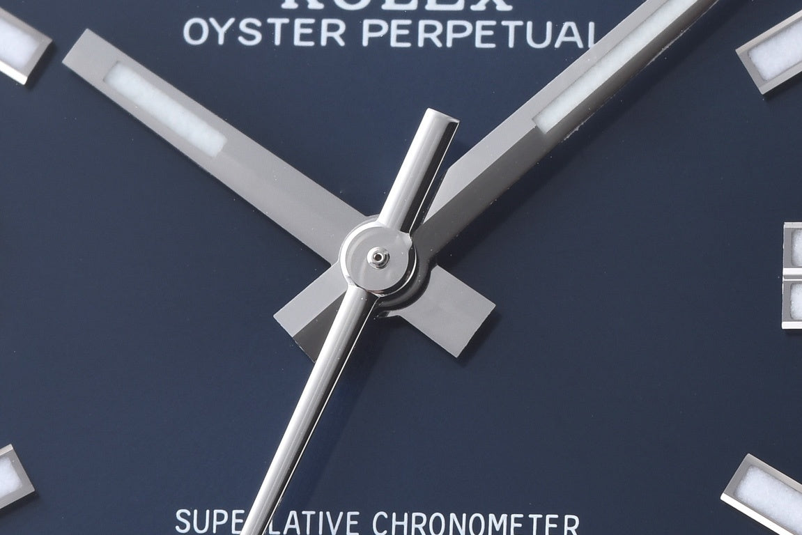 Rolex Oyster Perpetual 124300 : Blue Dial