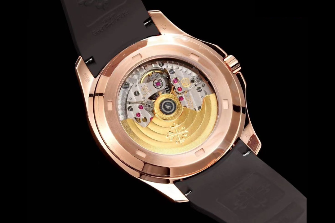 Patek Philippe Aquanaut 5167R-001 : Chocolate Brown Sunburst "The Chocolate"