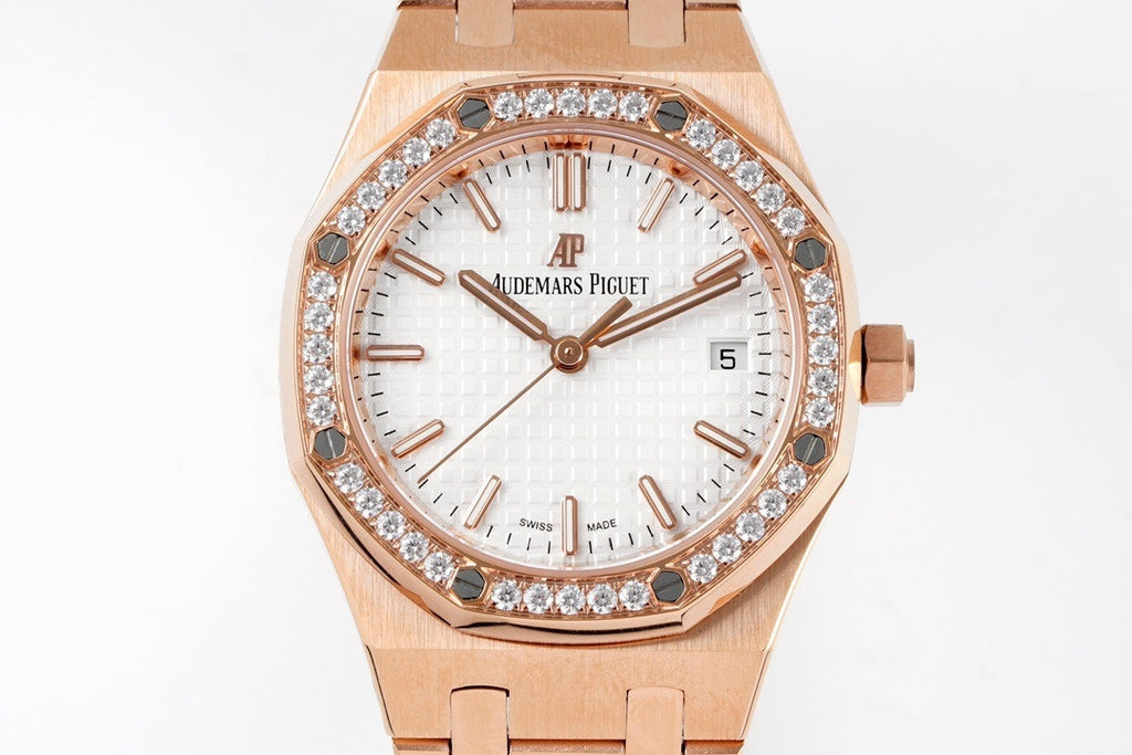 Audemars Piguet Royal Oak 77451OR.ZZ.1361OR.01 : Pink Gold, Diamond Bezel