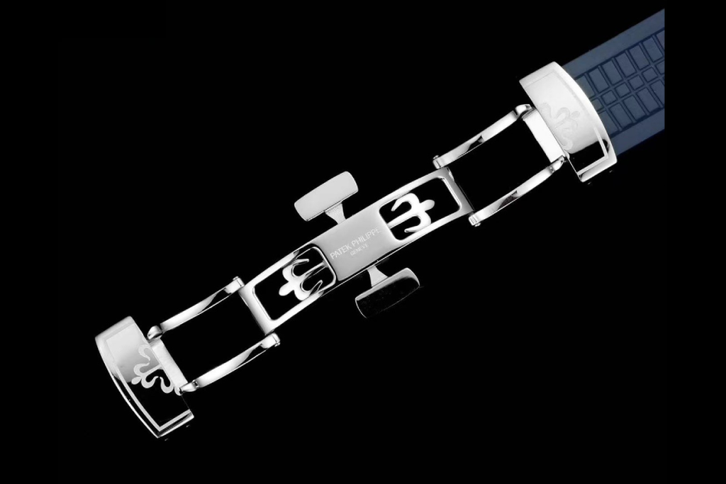 Patek Philippe Aquanaut 5168G-001 : Gradient Night Blue "Jumbo"