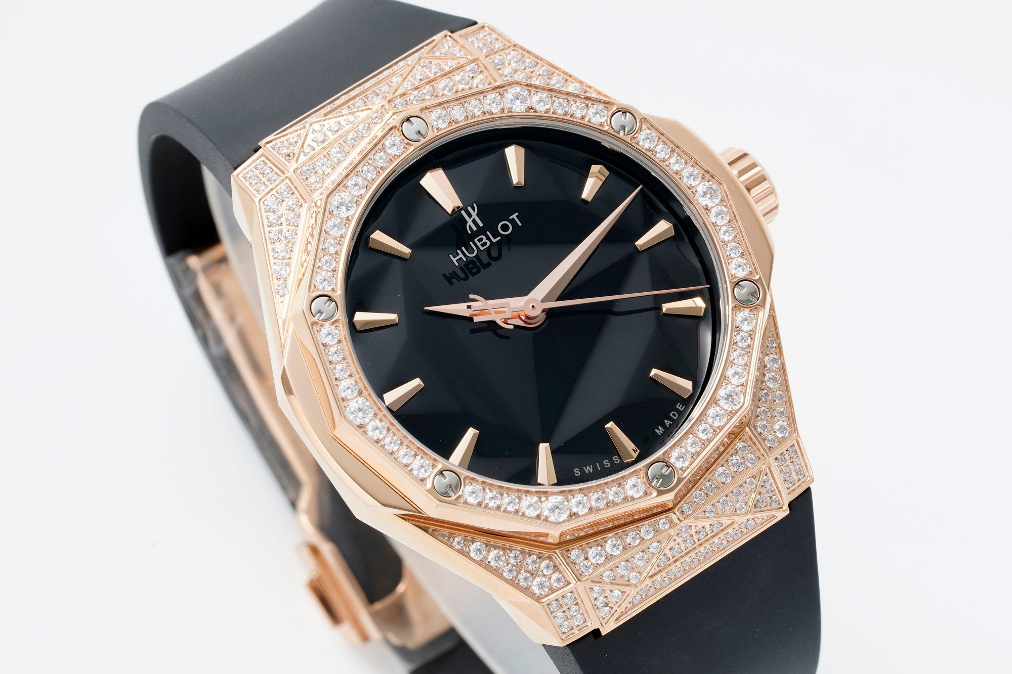 Hublot Classic Fusion Orlinski King Gold Pavé 550.OS.1800.RX.1604.ORL19 : Polished Faceted Black "Iced Out"