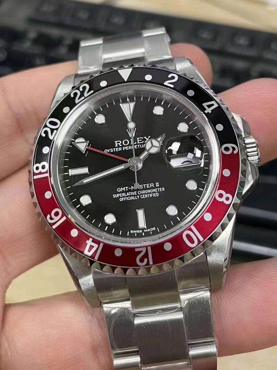 Rolex GMT-Master II 16710 : Black Dial "Coke"