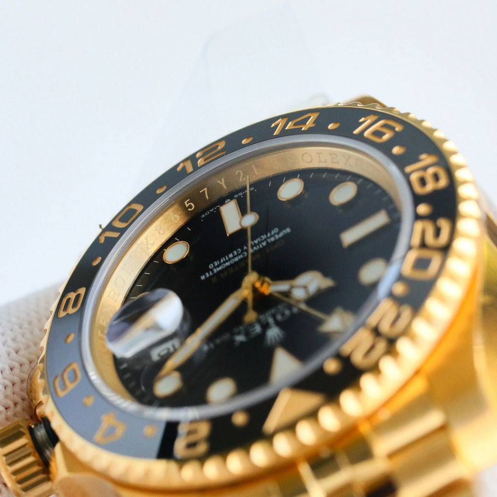 Rolex GMT-Master II 126718GRNR : Gold "Bruce Wayne"