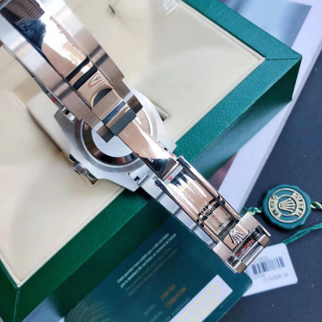 Rolex GMT-Master II 126719BLRO : Blue Dial "Pepsi"