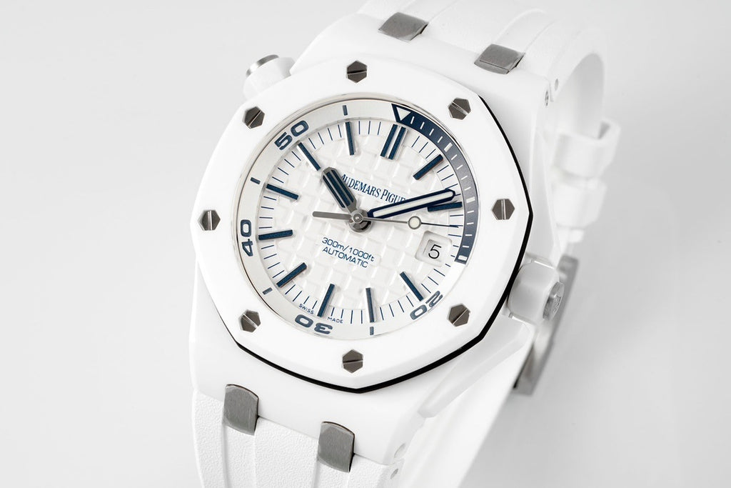 Audemars Piguet Royal Oak Offshore 15707CB.OO.A010CA.01 : White Méga Tapisserie