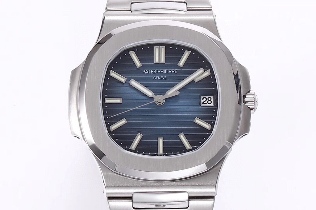 Patek Philippe Nautilus 5711/1A-010 : Blue-Black "Jumbo"