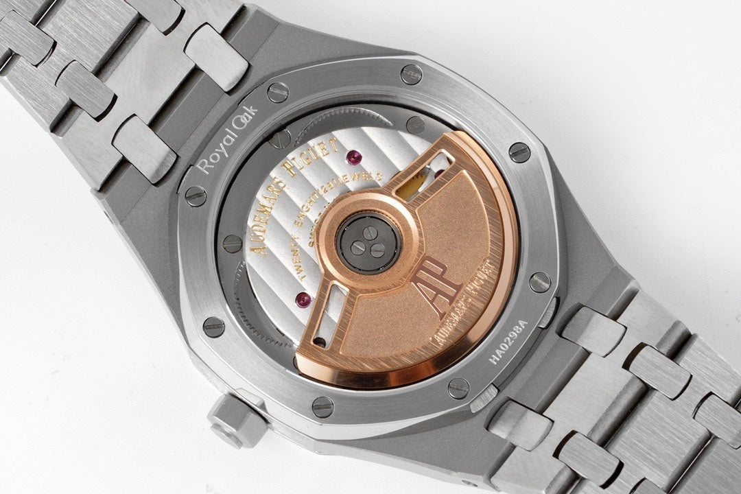 Audemars Piguet Royal Oak 77450ST.OO.1361ST.04 : Bleu Nuit