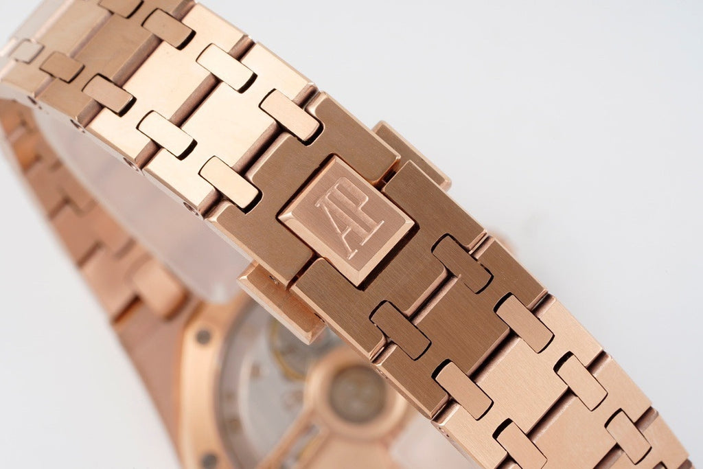 Audemars Piguet Royal Oak 77451OR.ZZ.1361OR.01 : Pink Gold, Diamond Bezel