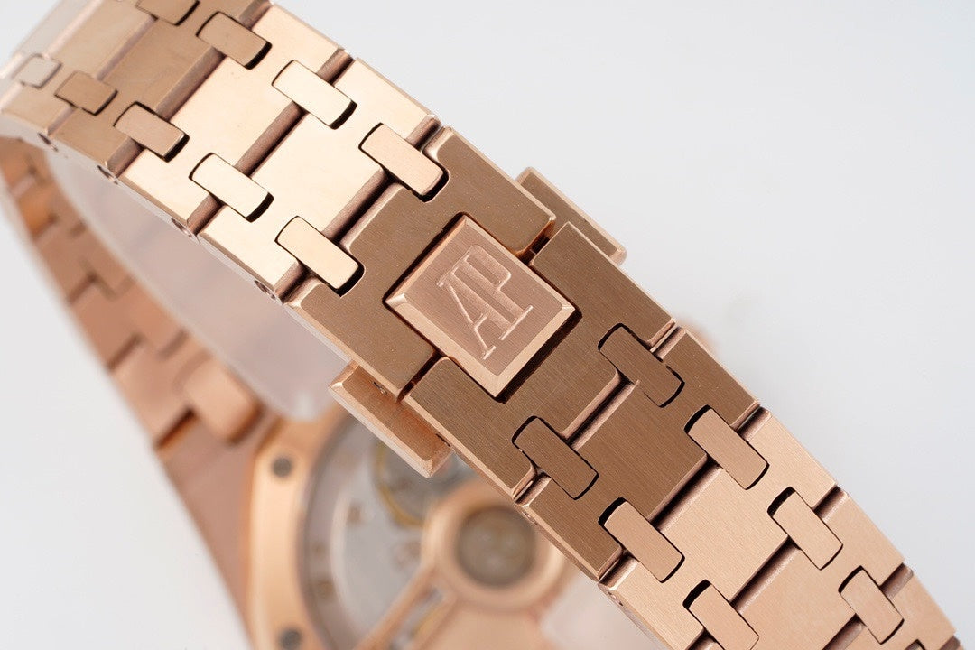 Audemars Piguet Royal Oak 77451OR.ZZ.1361OR.01 : Pink Gold, Diamond Bezel