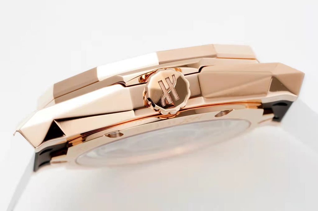 Hublot Classic Fusion Orlinski King Gold Pavé 550.OS.2200.RW.ORL20 : Polished Faceted White "The Orlinski"
