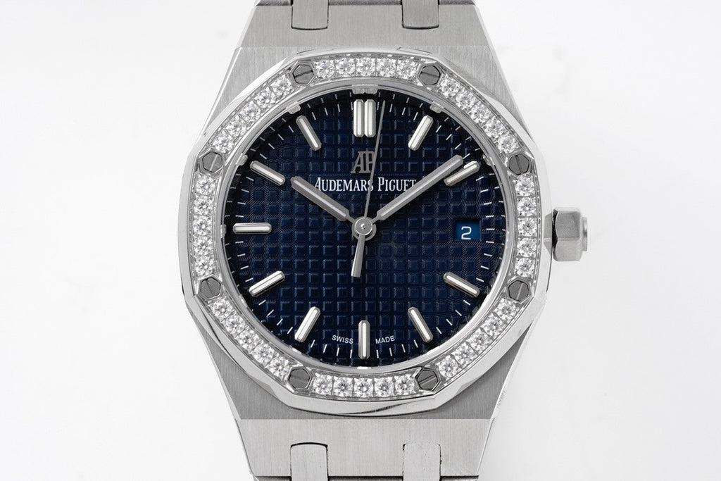 Audemars Piguet Royal Oak 77451ST.ZZ.1361ST.04 : Bleu Nuit, Diamond Bezel