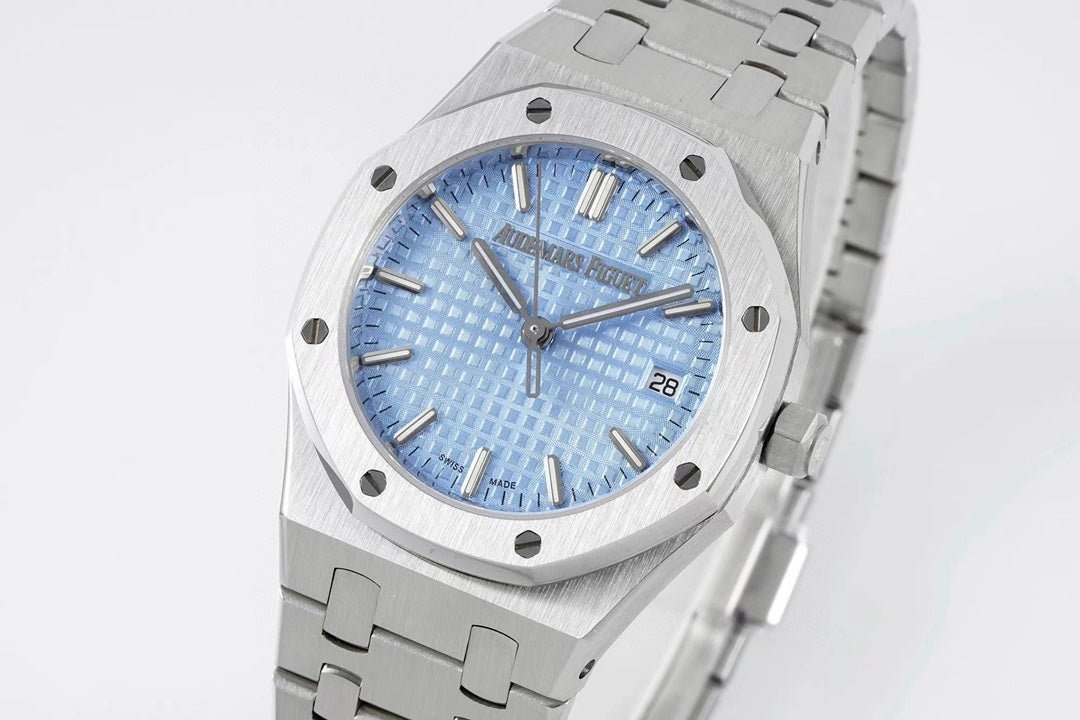 Audemars Piguet ROYAL OAK SELFWINDING "50TH ANNIVERSARY": Ice Blue