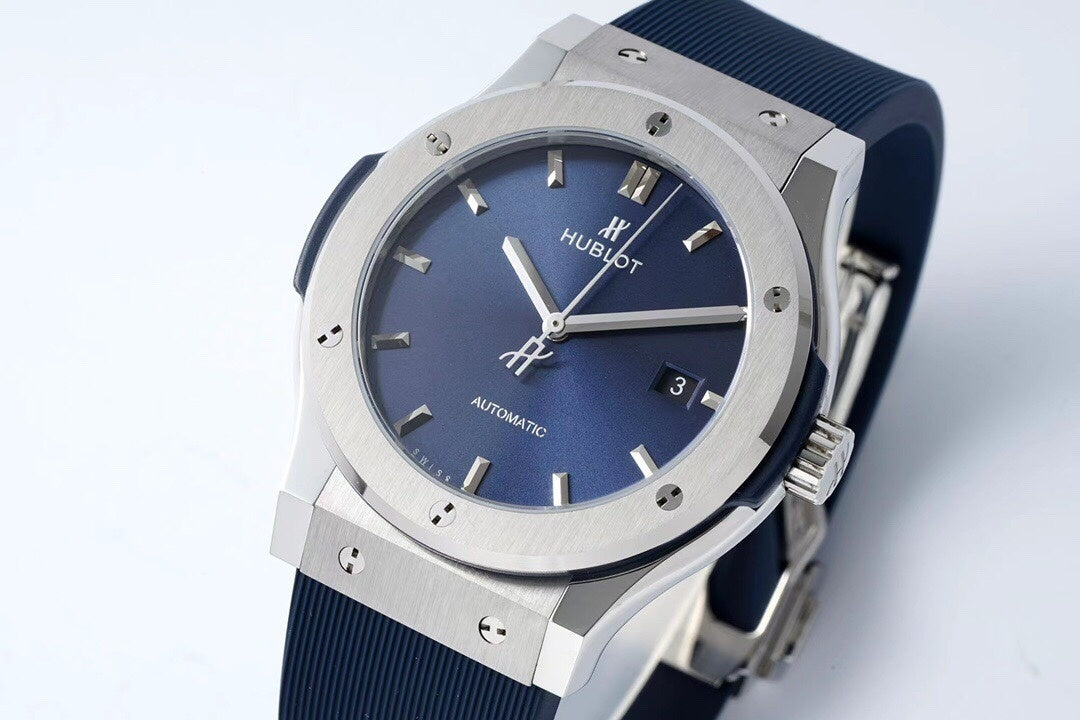 Hublot Classic Fusion 542.NX.7170.RX : Blue Sunray, Titanium